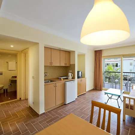 Kentia Apart Aparthotel 4*